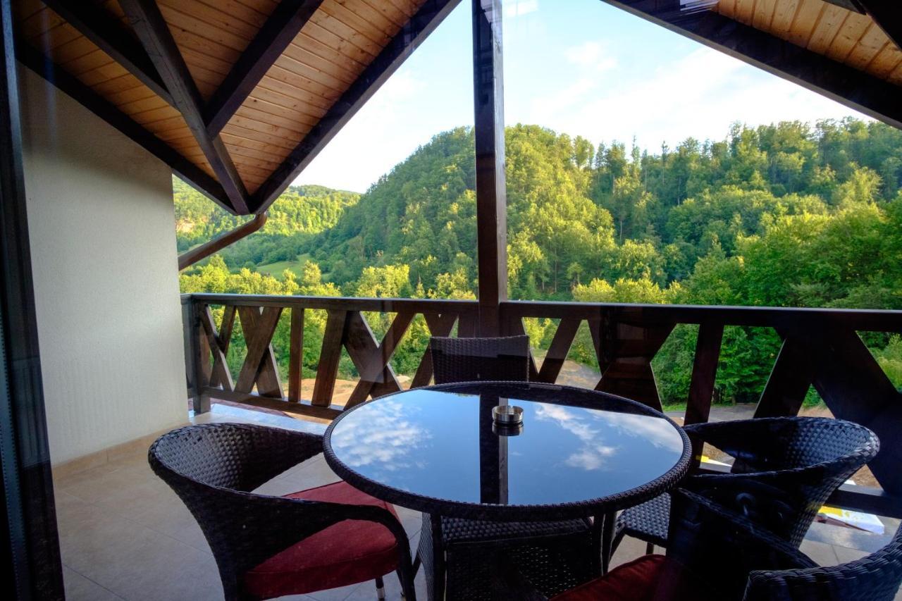 Hotel Poezia